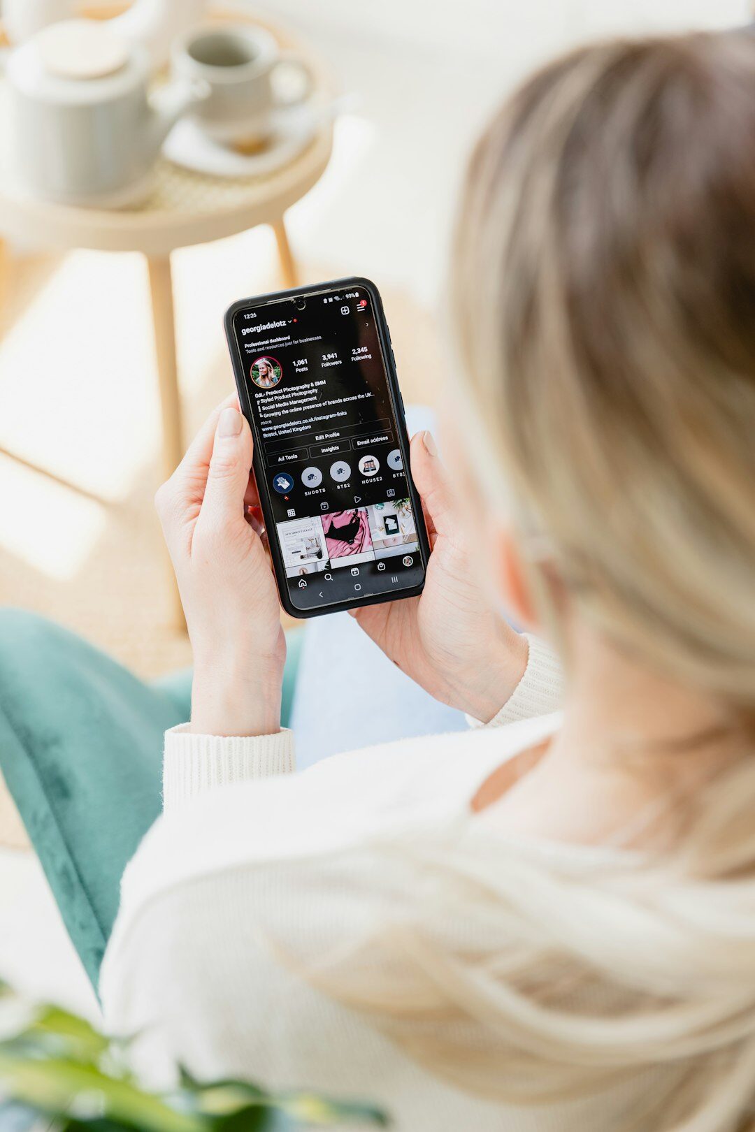 celebrity social media trend